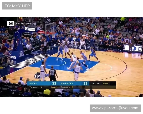 东契奇被夹击，独行侠空间被撕开