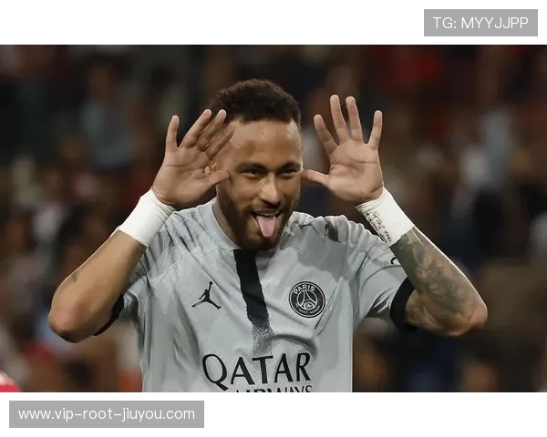 内马尔禁区外挑射差之毫厘：从微观训练到宏观成就的精准之路